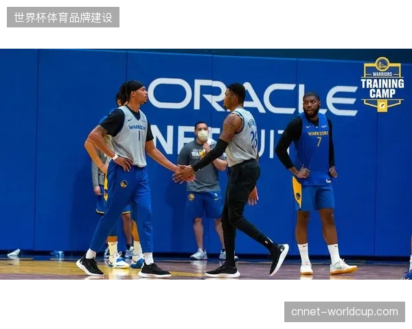 巴西队或强侧集结兵力诱导防线位移，为拉菲尼亚在弱侧创造绝佳单兵终结机会